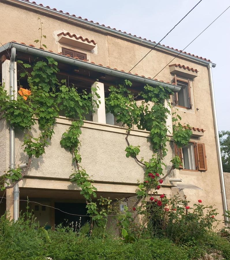 Holiday Home Loznati 크레스 외부 사진