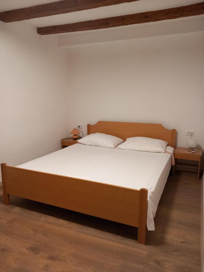 Holiday Home Loznati 크레스 외부 사진