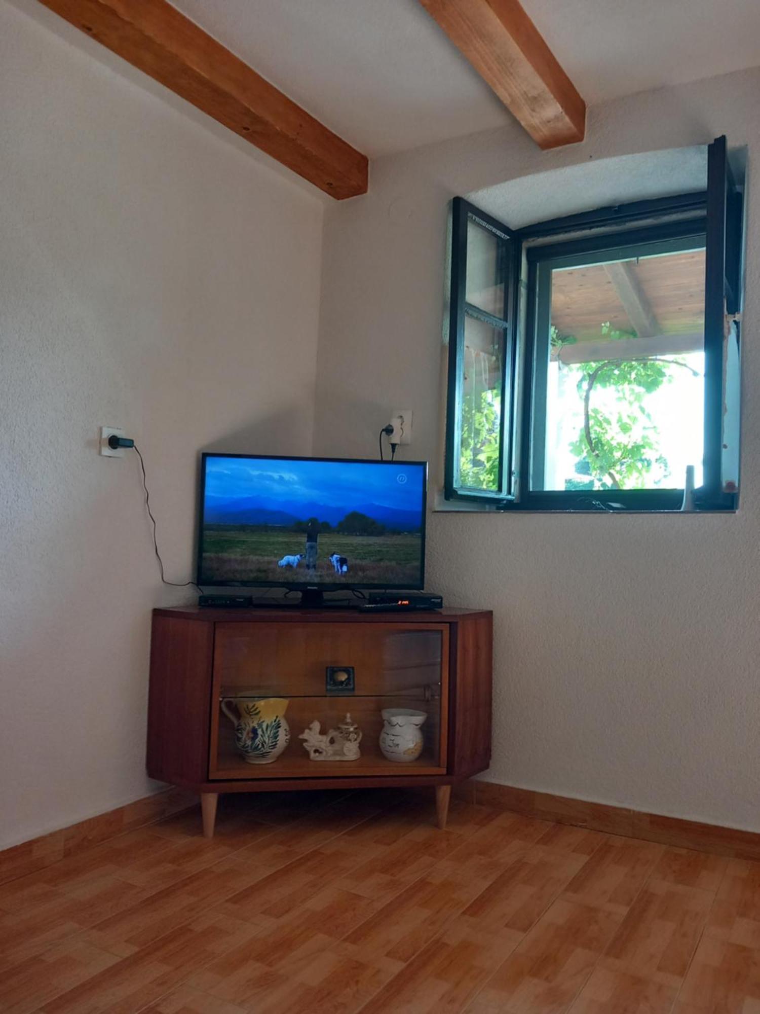 Holiday Home Loznati 크레스 객실 사진